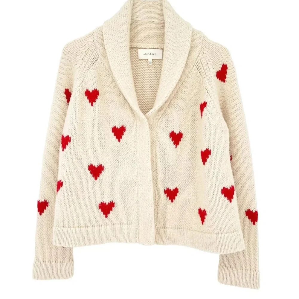 The Great Heart Lodge Cardigan - Picture 2 of 5